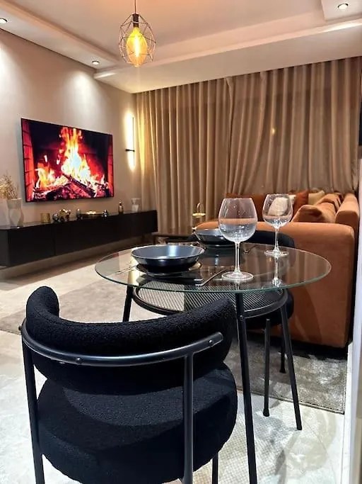 Skyline Albert Luxury 2 A Proximite De La Gare Casa Voyageurs Casablanca Apartment